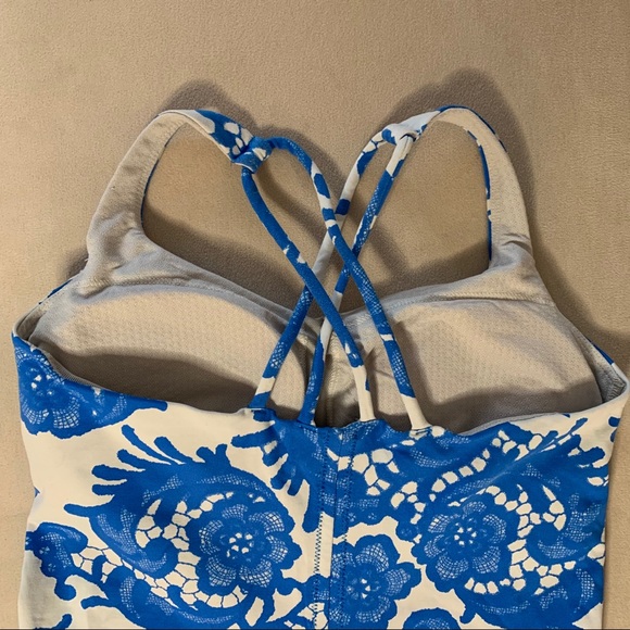 Lululemon strappy back tank with built in bra - Picture 3 of 7